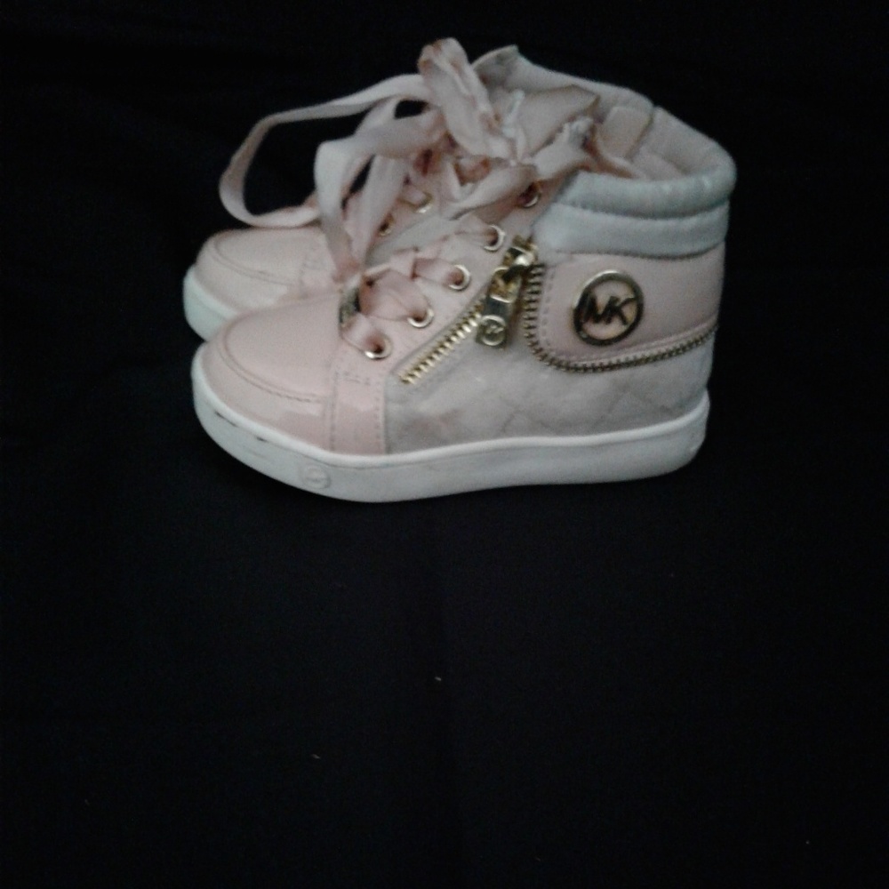MK Make Me Stomp Girls Boots